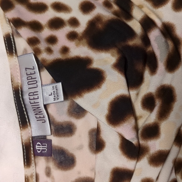 J. Lo Animal Print Ruched Sides 3/4 Sleeve Dress - Picture 9 of 17